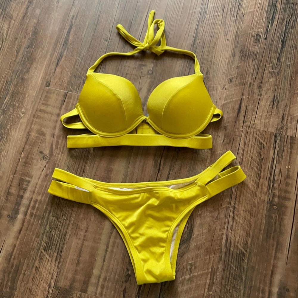 Victoria’s Secret Bikini Strappy Sexy Sz. L & 34C